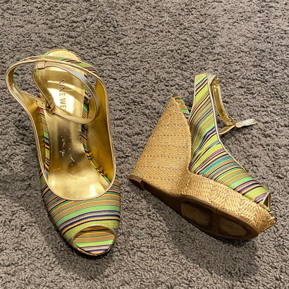 Nine West multi color striped wedges